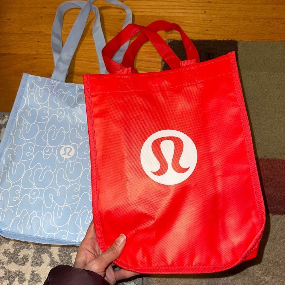 Bundle 2 Small Lululemon Reusable Shopping Gift Bag Totes Holiday Red white Blue